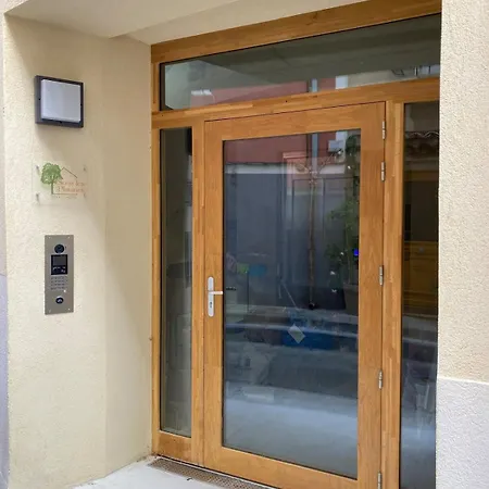 Appart hôtel Sous Les Platanes Velaux